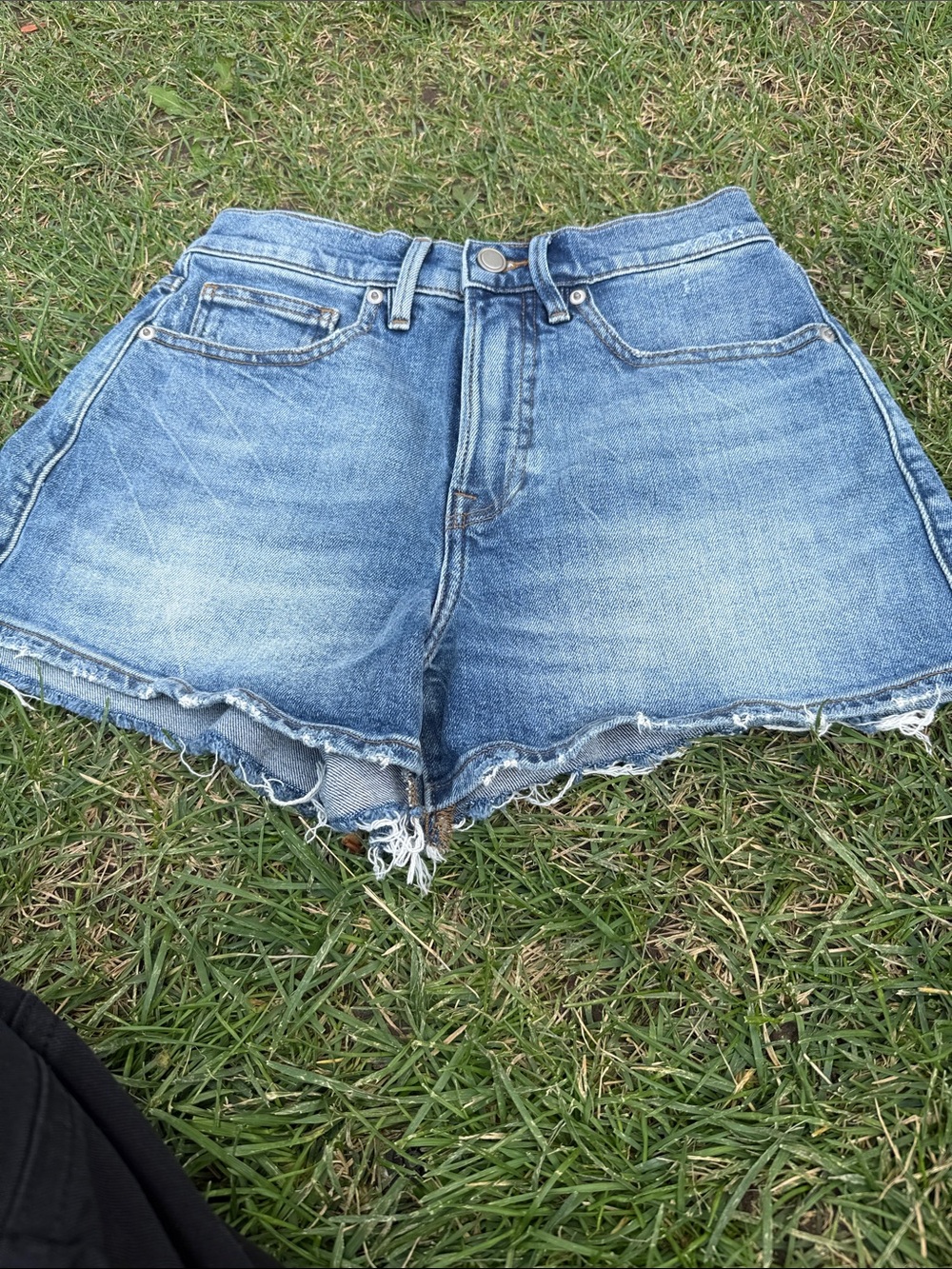 Good American Light Wash Distressed Denim Shorts - Blue